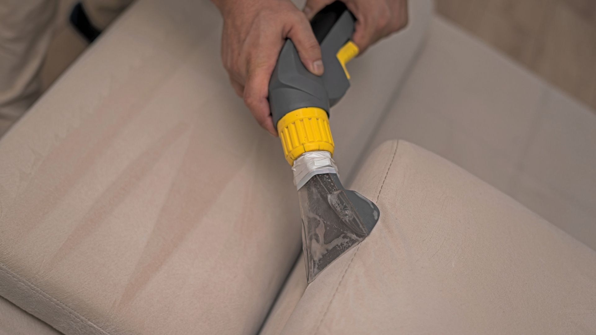 Home - 8 - Revoclean Home - 7 - Revoclean